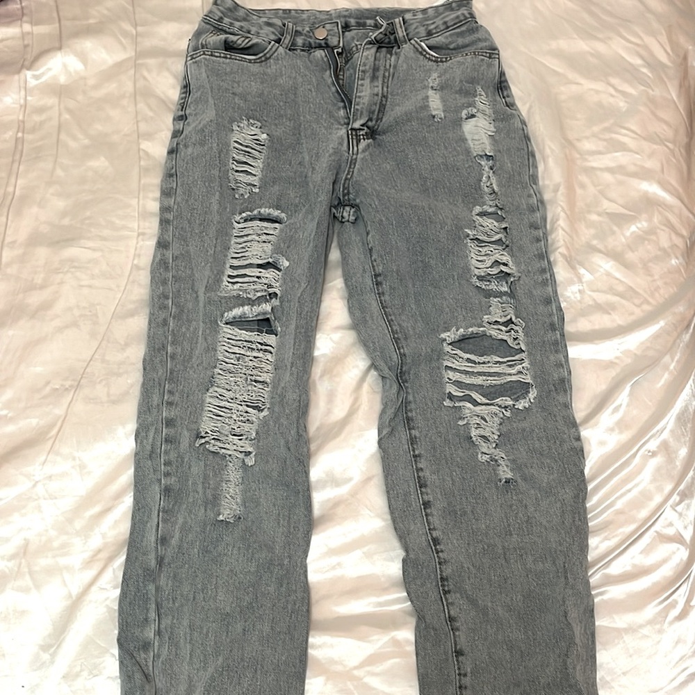 Ripped mom jeans